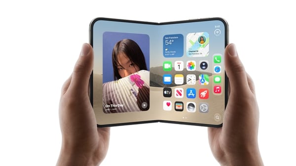 iPhone Duo 官宣：Apple 首款折叠 iPhone，国行 15999 元起